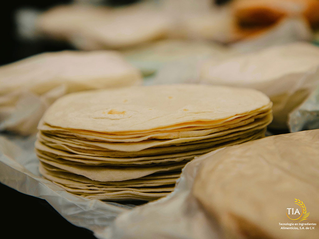 Prepara tortillas de harina más ricas con Base Mantequilla en polvo | TIA